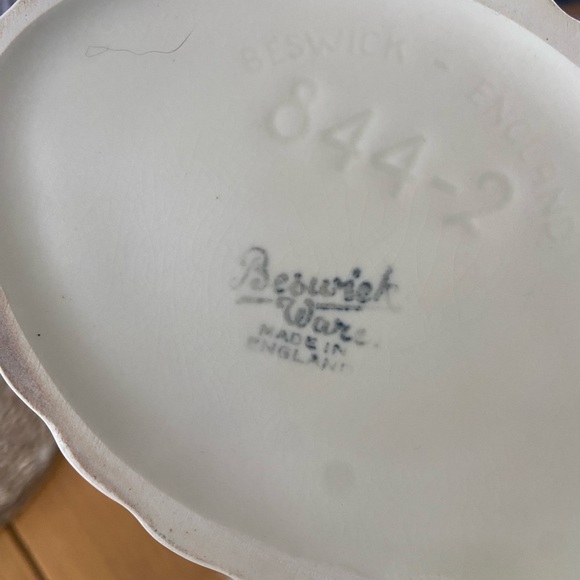 Beswick Palm Leaf Vase - Picture 3 of 4